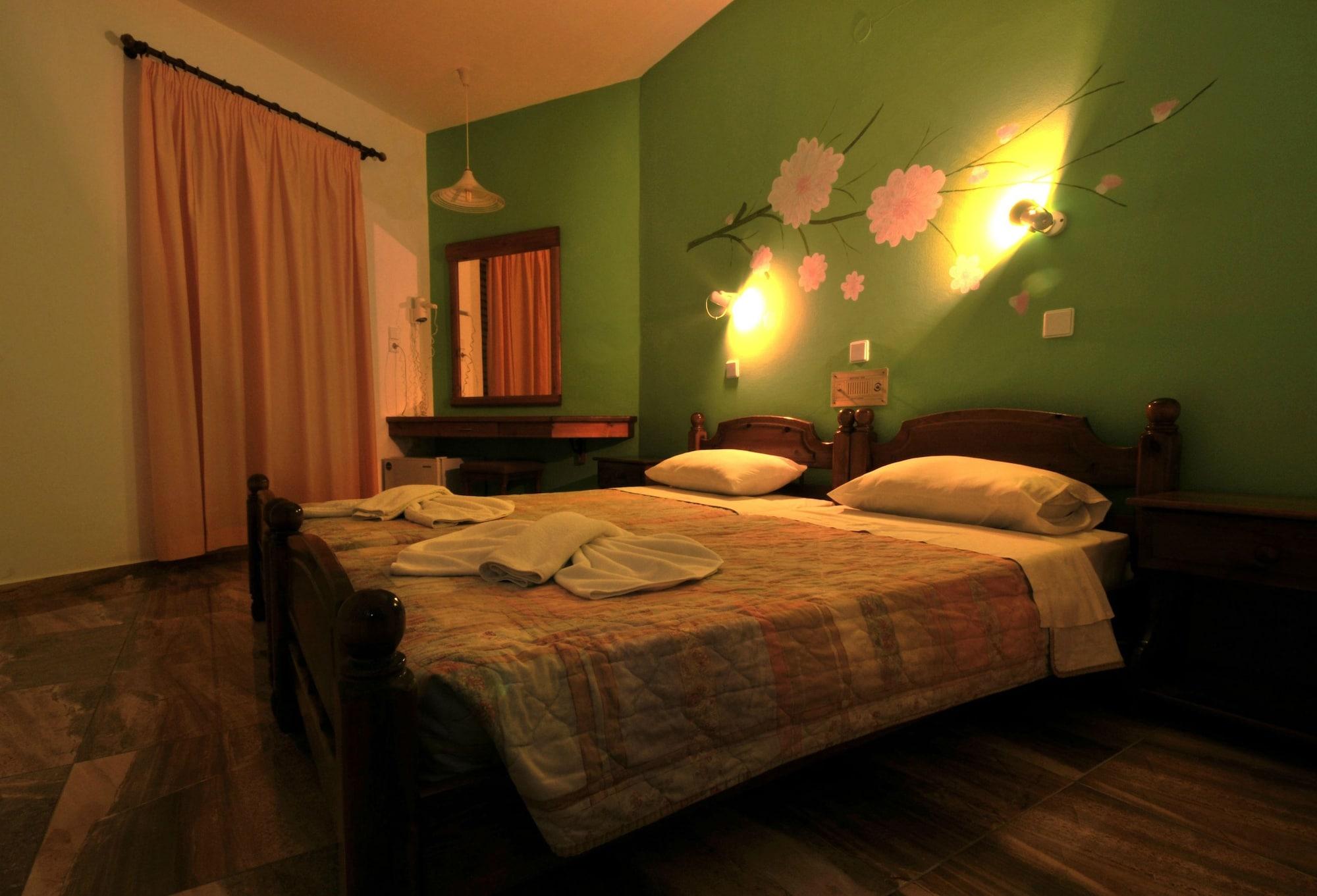 Zeus Hotel Kefalos  Exterior photo